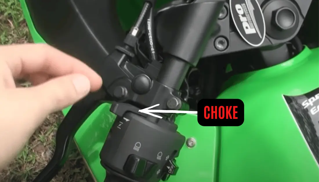 What Does A Choke Do On A Motorcycle? (FIX your cold starting problems