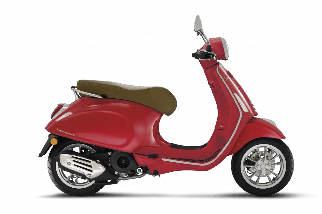 Vespa Primavera in red color