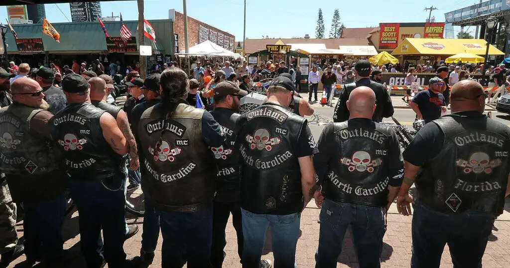 The Outlaws Motorcycle Club Percenter MC SuperBike Newbie